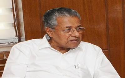 Pinarayi Vijayan quiet20180821122111_l